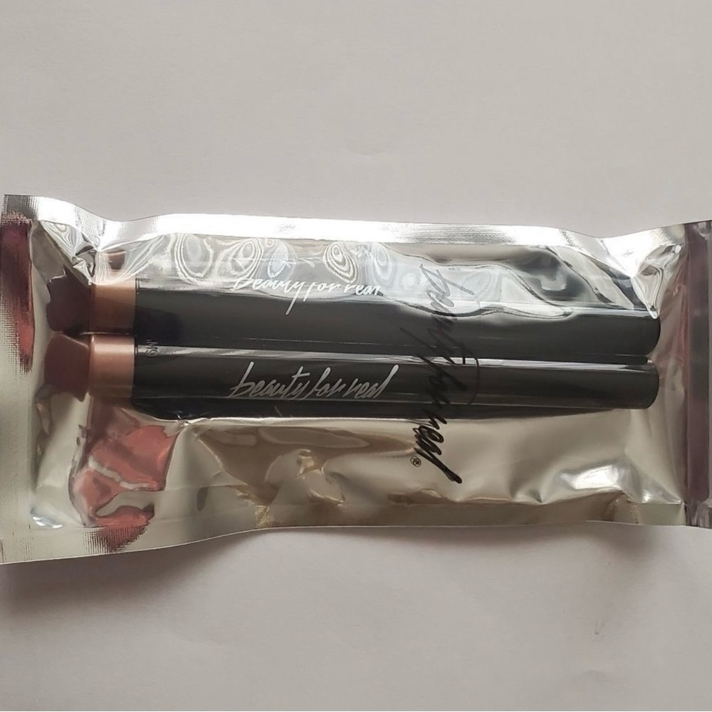Beauty for Real shadow stix